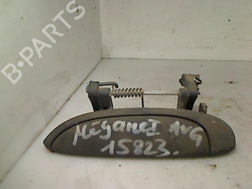 Used Front left exterior door handle RENAULT MEGANE I (BA0/1_) 1.9 D Eco (BA0A, BA0U, BA0R) (64 hp) 26092012