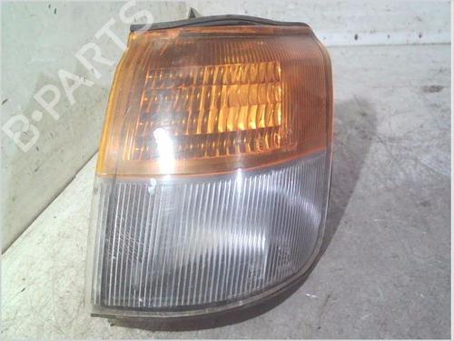 Blinker vorne links für MITSUBISHI PAJERO II (V3_W, V2_W, V4_W, V5_W) 2.8 TD (V46W, V26W) (125 hp) 32702273