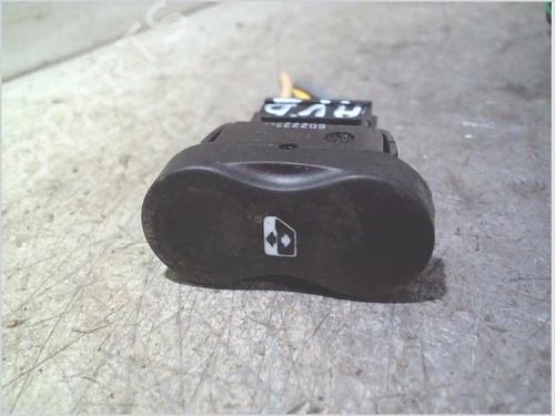 Used Switch Switch DACIA DUSTER (HS_) 1.5 dCi (HSMC) (107 hp) 34520201 34520201