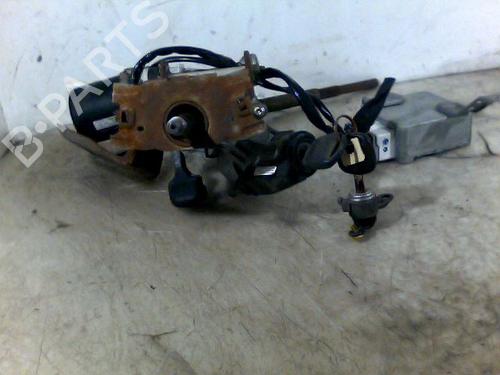 Used Steering column TOYOTA YARIS (_P1_) 1.4 D-4D (NLP10_, NLP10R) (75 hp) 29472713