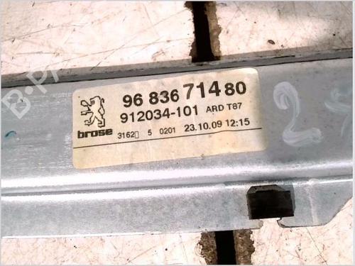 Rear right window mechanism PEUGEOT 5008 (0U_, 0E_) 1.6 HDi | BP26106927C25 