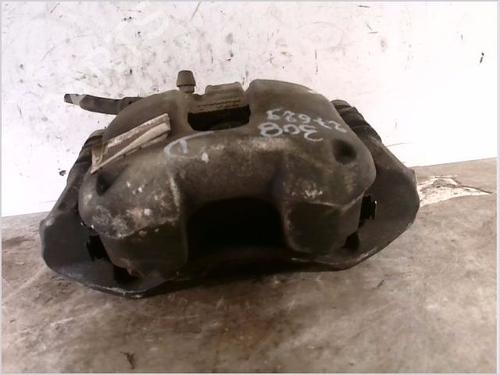Used Right front brake caliper PEUGEOT 308 I (4A_, 4C_) 1.6 HDi (112 hp) 26107637