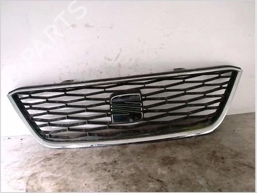 Used Grille SEAT IBIZA IV SC (6J1, 6P5) 1.6 TDI (90 hp) 26104724