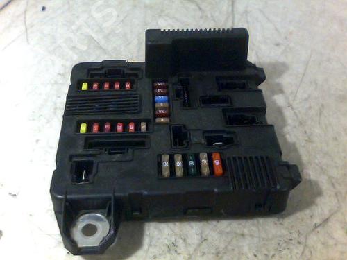 Used Fuse box RENAULT MEGANE II (BM0/1_, CM0/1_) 1.4 16V (BM0B, CM0B) (98 hp) 26083461