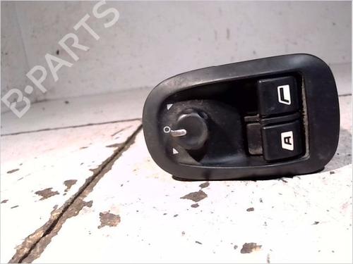 Used Switch PEUGEOT 206 Hatchback (2A/C) 1.4 i (75 hp) 26101551