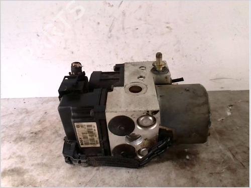 Used ABS pump RENAULT CLIO II (BB_, CB_) 1.2 (BB0A, BB0F, BB10, BB1K, BB28, BB2D, BB2H, CB0A,... (58 hp) 26104764