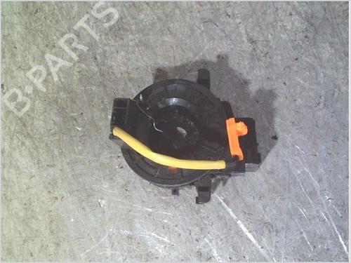 Used Squib airbag TOYOTA YARIS (_P9_) 1.4 D-4D (NLP90_, NLP90R) (90 hp) 29890503