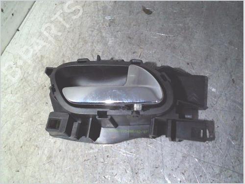 Used Front right interior door handle Front right interior door handle 36966057 36966057