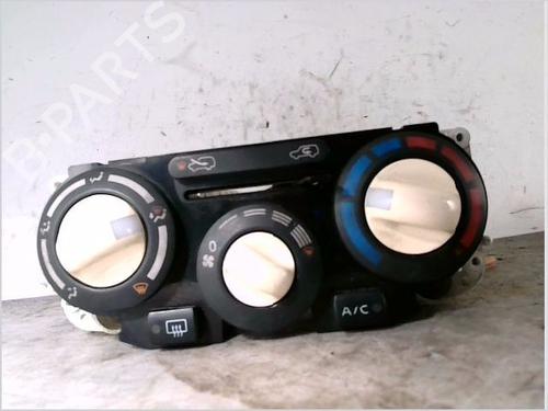 Used Climate control NISSAN MICRA III (K12) 1.5 dCi (65 hp) 26105904
