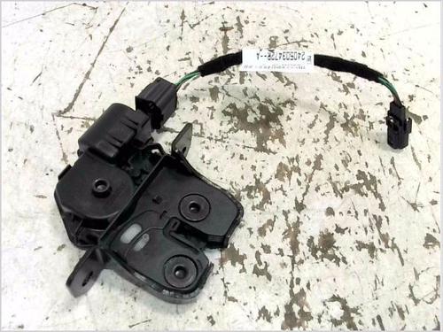 Used Electronic module RENAULT TWINGO II (CN0_) 1.2 16V (CN04, CN0B) (75 hp) 29890553