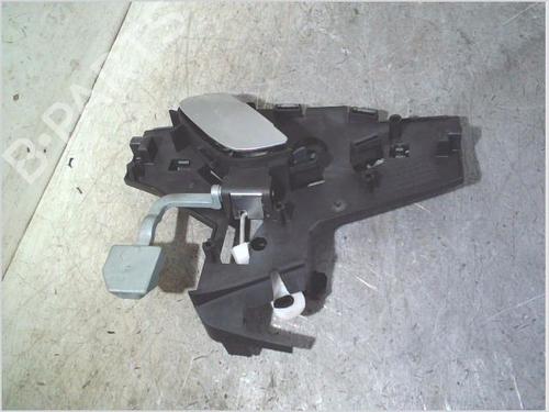 Højre fortil invendig håndtag Højre fortil invendig håndtag CITROËN C5 I (DC_) 2.2 HDi (DC4HXB, DC4HXE) (133 hp) 36405983 36405983