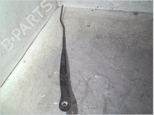 Used Front windshield wiper arm Front windshield wiper arm 38831352 38831352