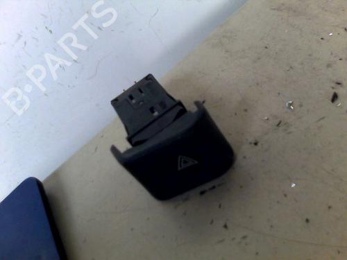 Used Warning switch CITROËN ZX (N2) 1.4 i (75 hp) 26117861