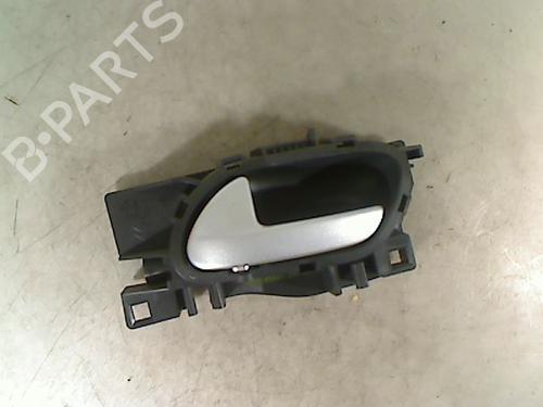 Venstre bak invendig håndtak PEUGEOT 207 (WA_, WC_) 1.4 HDi (68 hp) 26070638