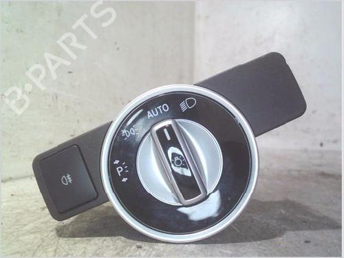 Used Headlight switch MERCEDES-BENZ A-CLASS (W176) A 200 CDI (176.001) (136 hp) 30932322