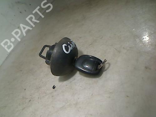 Używane Korek wlewu paliwa RENAULT CLIO II (BB_, CB_) 1.9 dTi (B/CB0U) (80 hp) 26074934