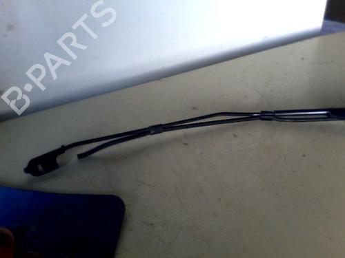 Used Front windshield wiper arm RENAULT MASTER II Van (FD) 2.5 dCi (120 hp) 27572741