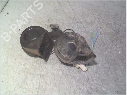 Used Horn PEUGEOT 5008 (0U_, 0E_) 2.0 HDi (163 hp) 26120319
