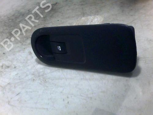 Used Switch RENAULT SCÉNIC II (JM0/1_) 1.9 dCi (JM0G, JM12, JM1G, JM2C) (120 hp) 26089073