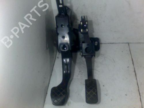 Used Pedal VW GOLF IV (1J1) 1.4 16V (75 hp) 28535325