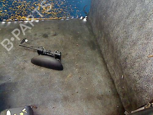 Used Front right exterior door handle PEUGEOT 206 Hatchback (2A/C) 1.9 D (69 hp) 26105928