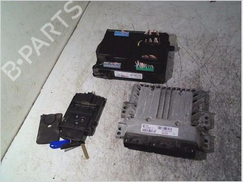 Used Engine control unit (ECU) RENAULT SCÉNIC III (JZ0/1_) 1.5 dCi (110 hp) 26114502