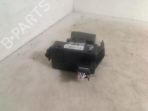 Switch RENAULT MEGANE III Coupe (DZ0/1_) 1.9 dCi (DZ0N, DZ0J, DZ1J, DZ1K) | BP26089877I30 