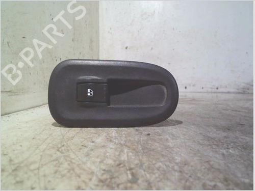 Used Switch RENAULT MASTER III Van (FV) 2.3 dCi 130 FWD (FV0M, FV0Y, FV0J, FV02, FV03) (130 hp) 27184343