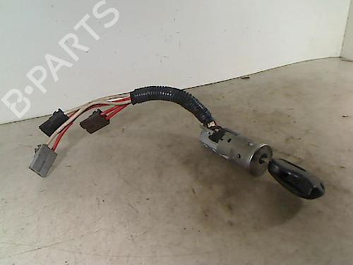 Used Ignition barrel PEUGEOT 806 (221) 2.1 td 12V (109 hp) 26068701