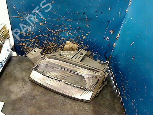Used Left headlight FIAT PUNTO (176_) 60 1.2 (176AP, 176AR, 176AQ, 176BB) (60 hp) 26058931