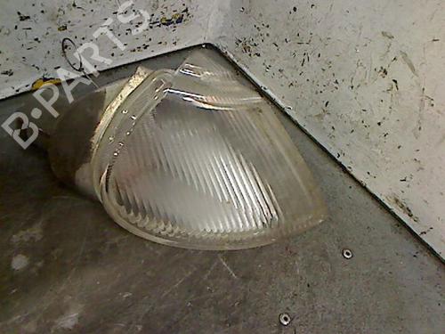 Used Right front indicator RENAULT LAGUNA I (B56_, 556_) 2.2 D (B56F/2) (83 hp) 28814895