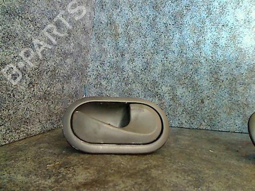 Used Rear right interior door handle RENAULT CLIO III (BR0/1, CR0/1) 1.2 16V (BR02, BR0J, BR11, CR02, CR0J, CR11) (75 hp) 26057084