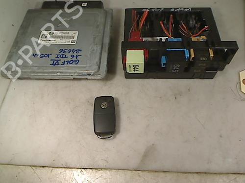 Used Engine control unit (ECU) VW GOLF VI (5K1) 1.6 TDI (105 hp) 26077212