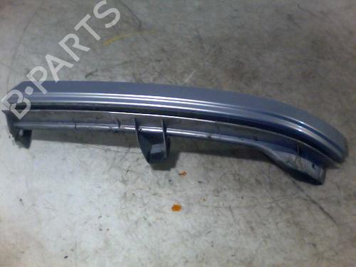 Used Grille OPEL ZAFIRA A MPV (T98) 2.0 DTI 16V (F75) (101 hp) 26077118