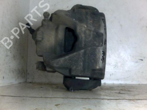 Venstre bremsekaliber foran RENAULT MEGANE III Hatchback (BZ0/1_, B3_) 1.5 dCi (BZ09, BZ0D, BZ1W, BZ29, BZ14) (110 hp) 26087454