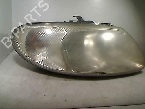 Used Right headlight CHRYSLER VOYAGER IV (RG, RS) 2.5 CRD (141 hp) 28324597