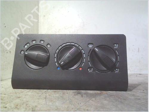 AC Styreenhet / Manøvreringsenhet VW POLO III (6N1) 60 1.4 (60 hp) 29483072
