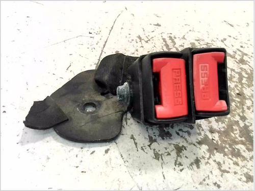 Used Seat buckle RENAULT CLIO II (BB_, CB_) 1.5 dCi (B/CB07) (65 hp) 30876584