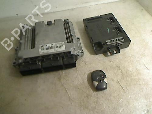 Centralina do motor Centralina do motor RENAULT TRAFIC III Van (FG_) 1.6 dCi 115 (FGMD) (116 hp) 34269577 34269577