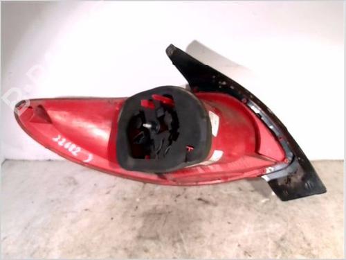 Right taillight PEUGEOT 206+ (2L_, 2M_) 1.4 HDi eco 70 | BP26104377C35 