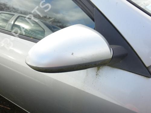 Used Right mirror NISSAN PRIMERA Hatchback (P12) 1.9 dCi (120 hp) 26066726