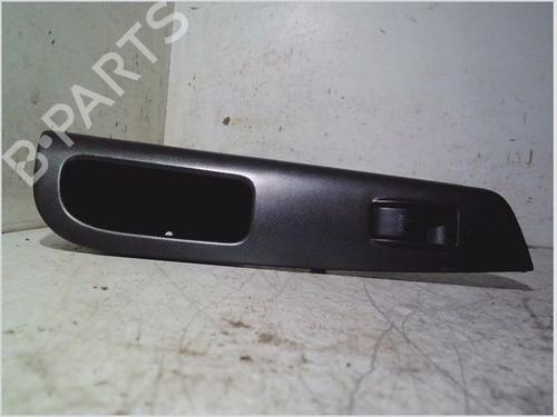 Used Switch TOYOTA COROLLA (_E12_) 2.0 D-4D (CDE120R, CDE120L_) (116 hp) 26115169