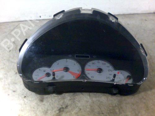 Used Display monitor PEUGEOT 206 Hatchback (2A/C) 1.4 HDi eco 70 (68 hp) 26068693