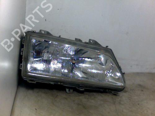 Used Right headlight PEUGEOT 806 (221) 2.1 td 12V (109 hp) 26076592