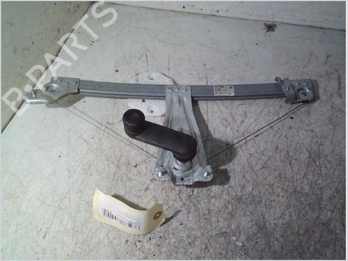 Used Rear left window mechanism DACIA SANDERO II 1.0 SCe 75 (B8JC, B8JD) (73 hp) 26113272