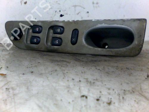 Used Switch RENAULT ESPACE III (JE0_) 2.2 dCi (JE0S) (115 hp) 26076883