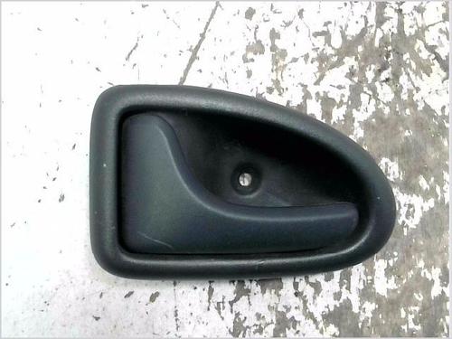 Used Rear left interior door handle RENAULT CLIO II (BB_, CB_) 1.5 dCi (B/CB07) (65 hp) 26065543