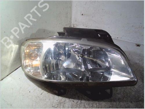 Phare droit SEAT CORDOBA (6K1, 6K2) 1.9 SDI (68 hp) 31705824