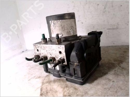 Used ABS pump RENAULT SCÉNIC II (JM0/1_) 1.9 dCi (JM0G, JM12, JM1G, JM2C) (120 hp) 26104762