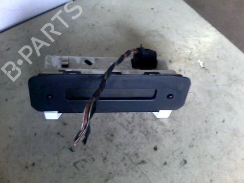 Used Display monitor PEUGEOT 206 Hatchback (2A/C) 1.4 HDi eco 70 (68 hp) 26065746